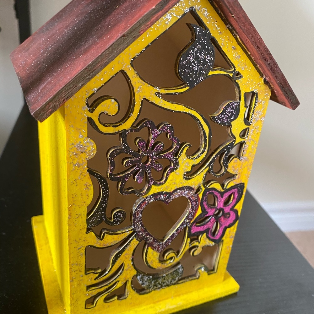 House bird for decoration